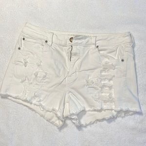 Super Strech Ripped White Jean Shorts